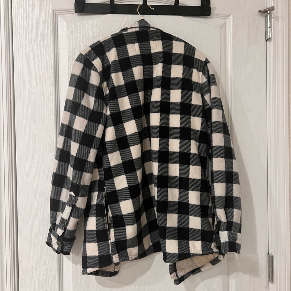 Soft Oversized Jacket - Picture 2 of 3
